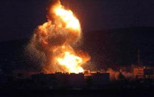 Bombardeos estadounidenses a  las afueras de Kobane