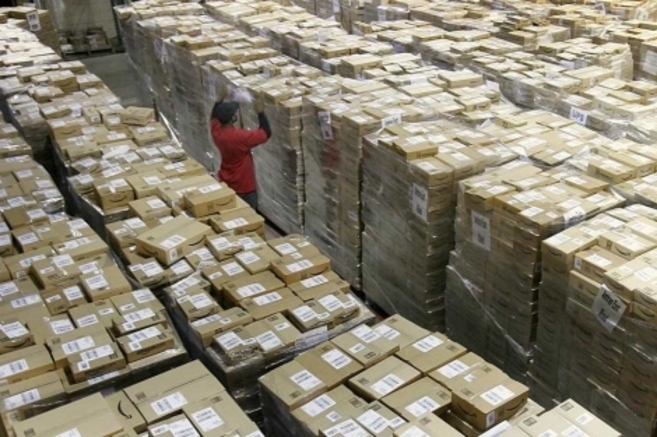 Imagen de un almacén de distribución de Amazon.