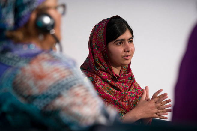 Malala Yousafzai habla durante la 'Cumbre de las Nias'...