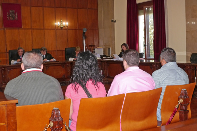Los cuatro acusados, durante el juicio en la Audiencia Provincial de...