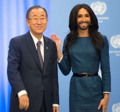 Ban Ki-moon y Conchita Wurst, este lunes.