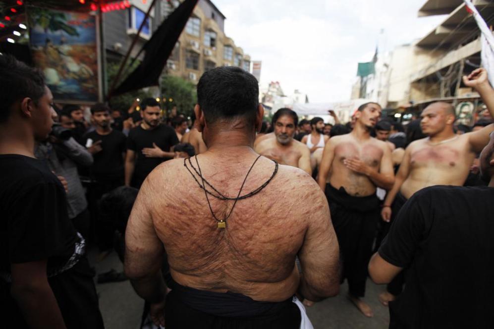 Fieles chies iraques celebran el da de Ashura en la ciudad santa...
