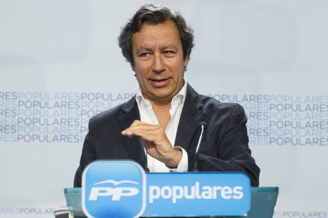 Carlos Floriano, en una rueda de prensa del Partido Popular.