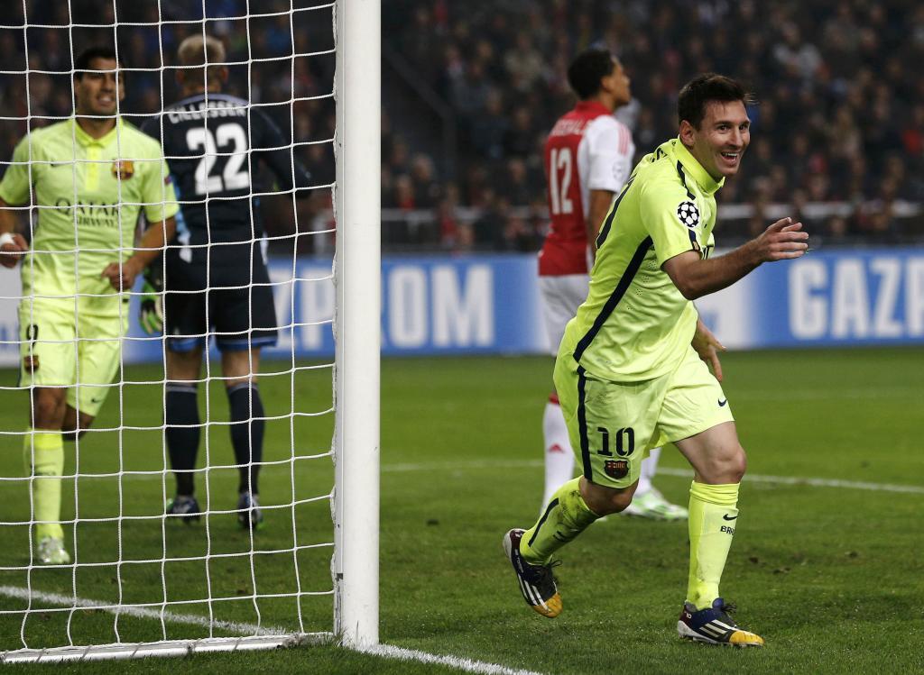 Messi celebra el segundo en una jugada que se inici y termin en...