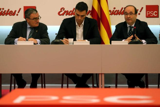 El secretario general del PSOE, Pedro Snchez, presidiendo la...
