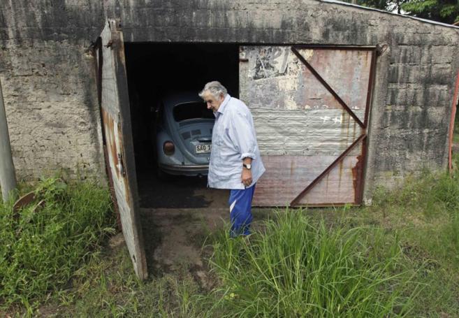 José Mujica, en su granja de la periferia de Montevideo.