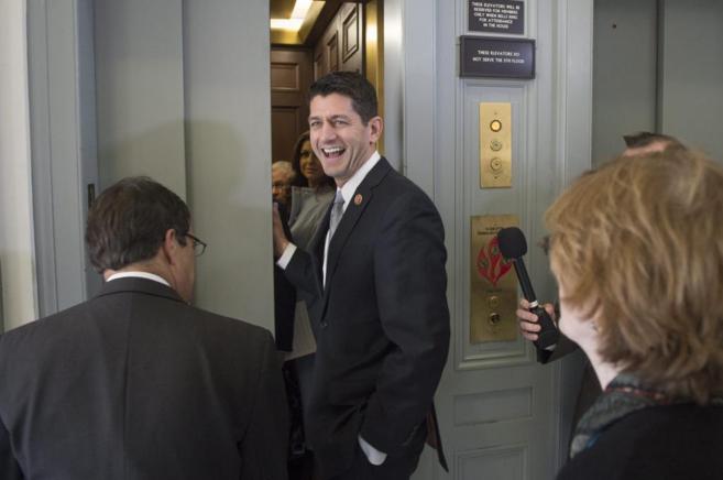 El senador republicano por Wisconsin Paul Ryan, en el Capitolio en...