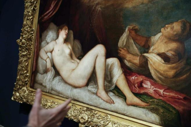 'Dnae' , una de las seis poesas de Tiziano, que expone...