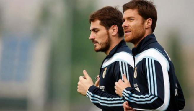 Alonso y Casillas, entrenando en el conjunto madridista.