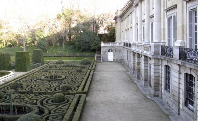 Vista de la fachada del Palacio de Liria, en Madrid.