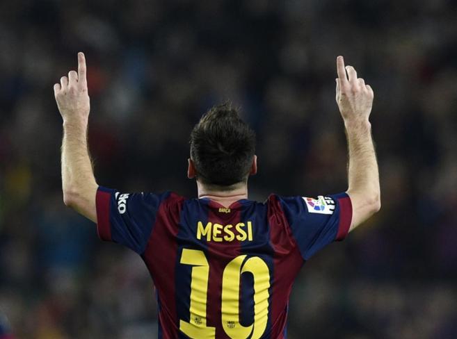 Messi, celebra uno de sus goles ante el Sevilla.