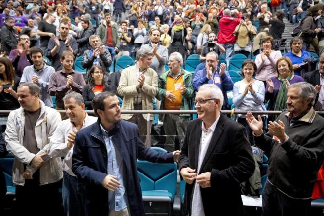 Alberto Garzn junto a Cayo Lara en el acto celebrado en Madrid.