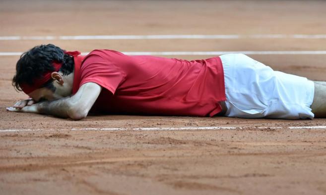 Federer celebra la victoria definitiva ante Gasquet.