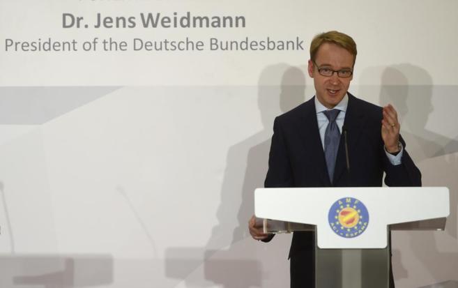 El presidente del Bundesbank, Jens Weidmann, durante su conferencia en...