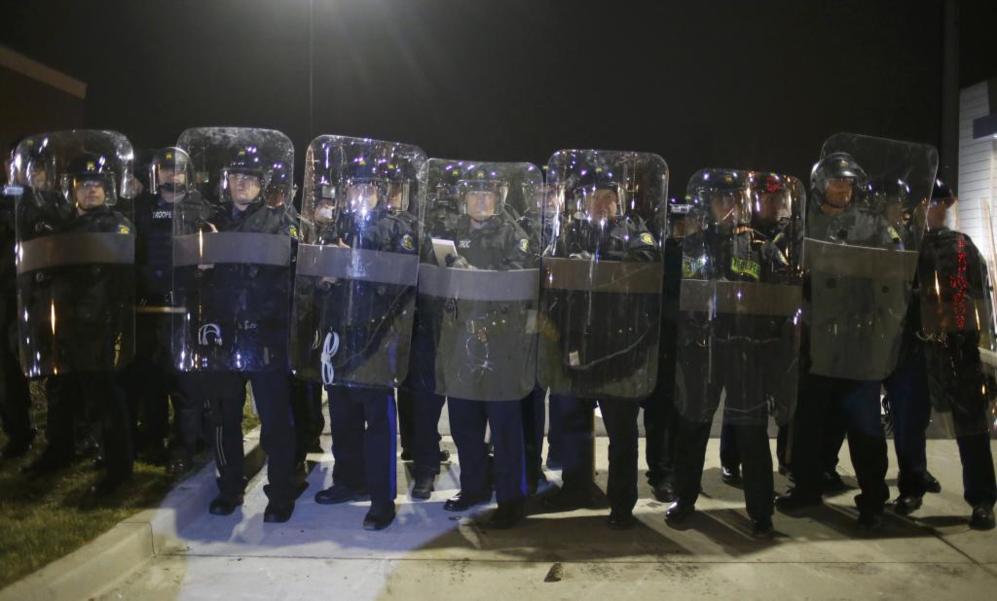 Gran despliegue policial en Ferguson.
