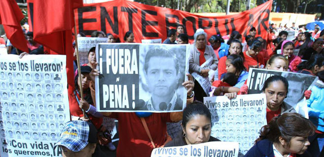 Protestas de familiares de desaparecidos en Mxico DF
