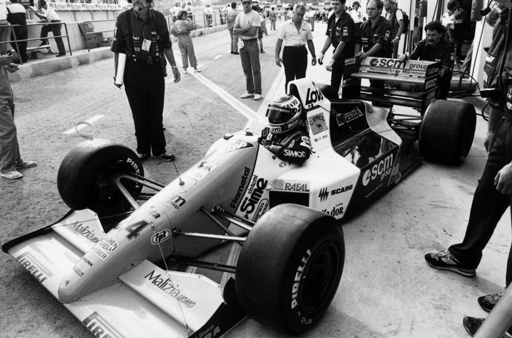 Luis Prez-Sala particip con Minardi en los Mundiales 1988 y 1989....