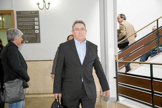 Jos Antonio Santos Hierro, ayer, en los Juzgados de Palma.