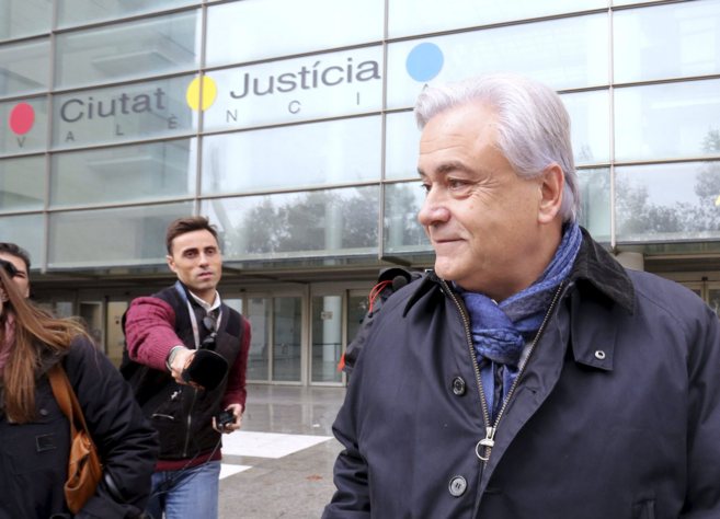 Alberto Catal, a su salida de la Ciudad de la Justicia de Valencia.