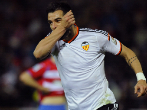 Negredo marc su primer gol con el Valencia CF en su tercera...