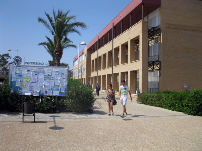Campus de la Universidad de Almera, una de las que dio becas sin que...