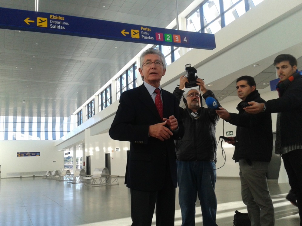 Alain Russel, director general del aeropuerto de Castellón, en rueda...