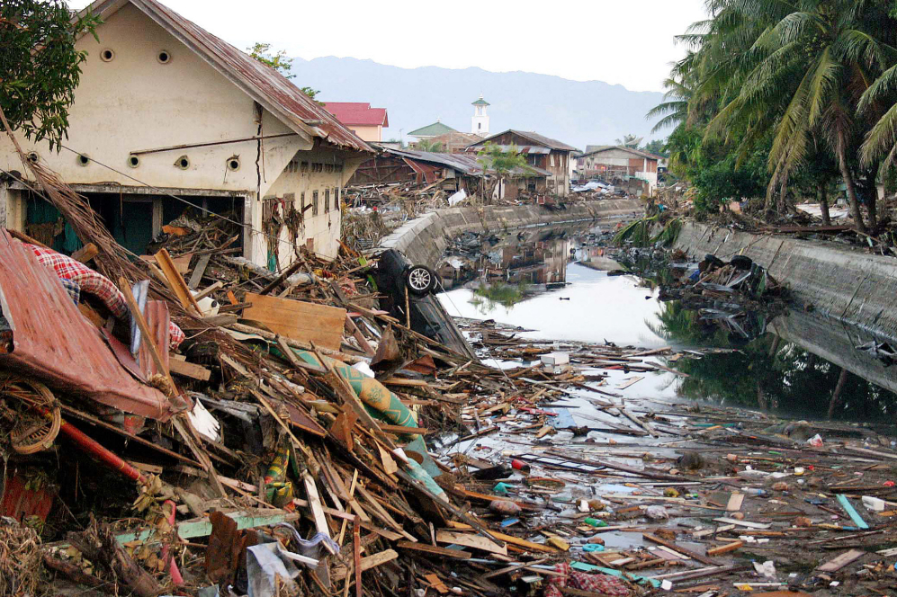 Imagen de la ciudad de Banda Aceh (Indonesia) devastada tras los...