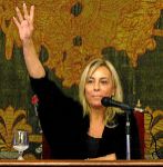 La alcaldesa de Alicante, Sonia Castedo, en un pleno reciente.