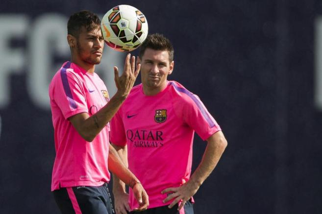 Neymar y Messi, durante un entrenamiento.