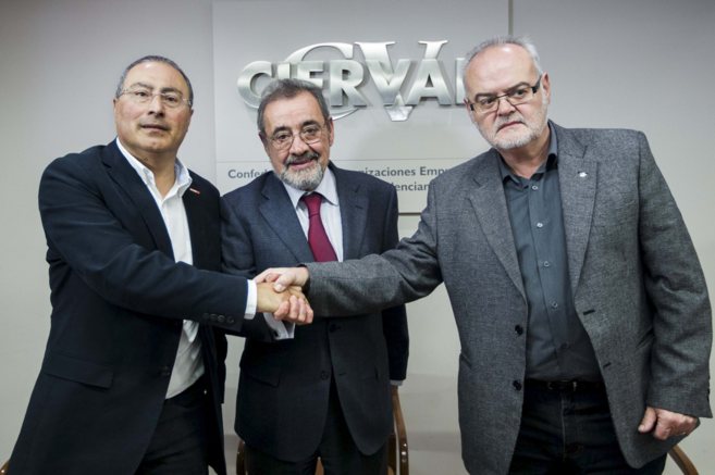 Paco Molina, Jos V. Gonzlez, y el dimitido secretario de UGT, tras...