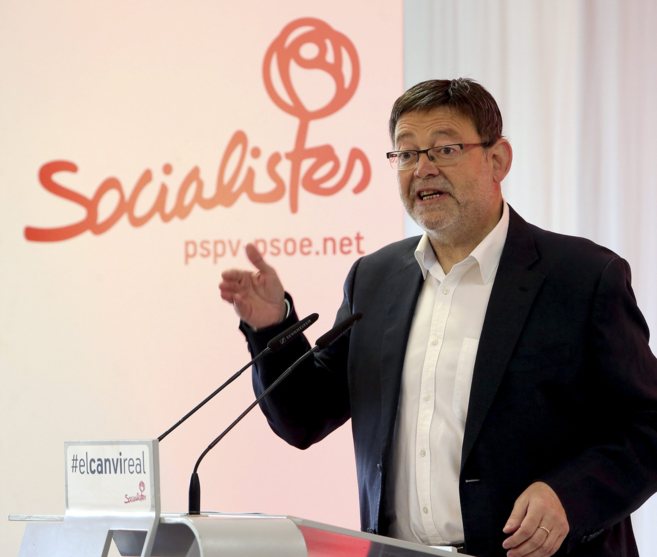 El secretario general de los socialistas valencianos, Ximo Puig,...