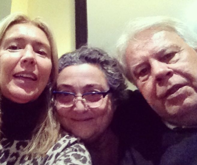 El 'selfie' de Mar Garca Vaquero, Elena Benarroch y Felipe...