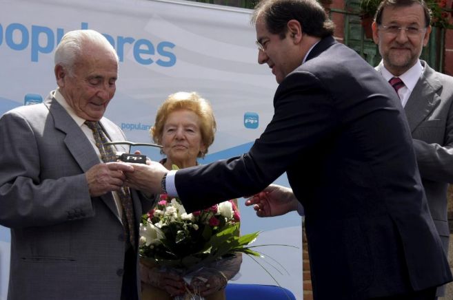 Mariano Rajoy, en el homenaje a Licinio Prieto en 2009 como alcalde...