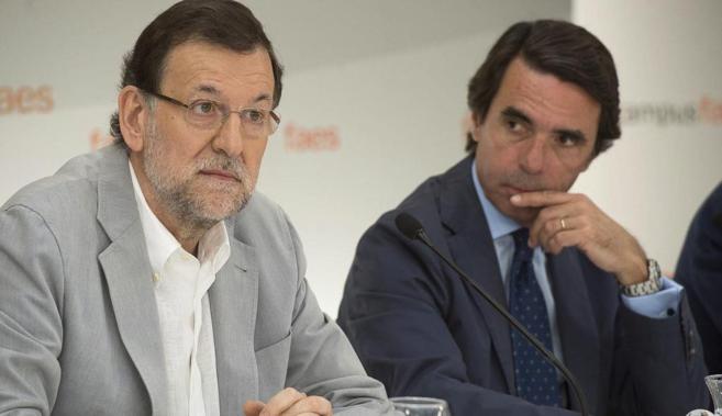 Mariano Rajoy y Jos Mara Aznar, durante un 'campus' de la...