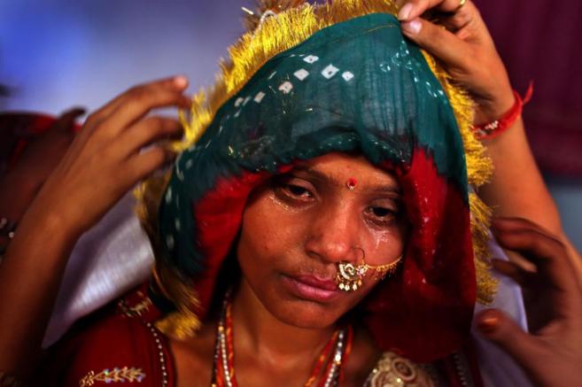 Joven india de 15 aos llorando el da de su boda