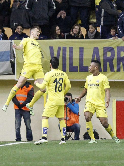 Cheryshev celebra el primer tanto del Villarreal.