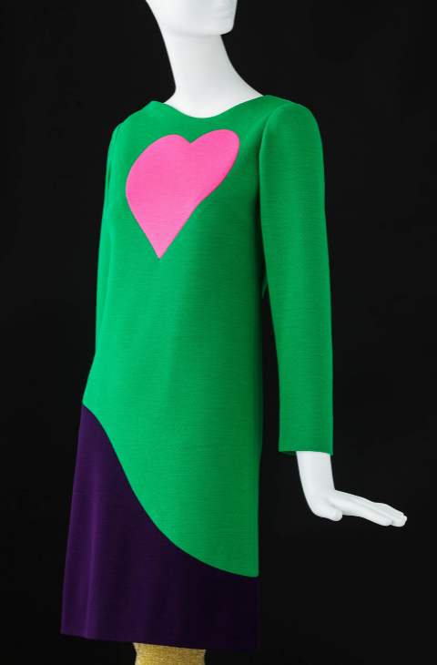 El vestido de cctel, Otoo-Invierno 1966, inspirado en el Pop Art.