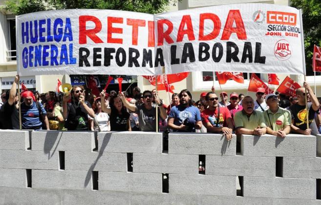 Manifestacin en Madrid, en mayo de 2012, contra la Reforma Laboral,...
