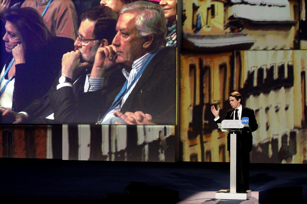 El ex presidente, Jos Mara Aznar, durante su intervencin en la...