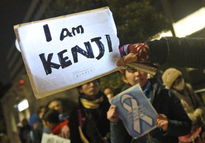 Protesta en Tokio pidiendo la liberacin del periodista Kenji Goto.