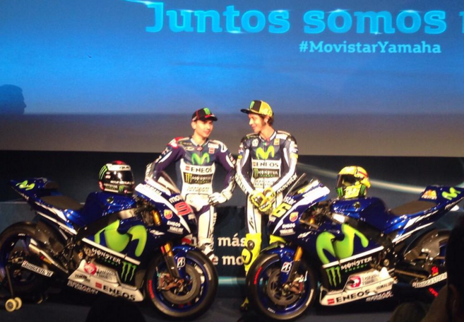 Lorenzo y Rossi, durante la presentacin de la nueva Yamaha.
