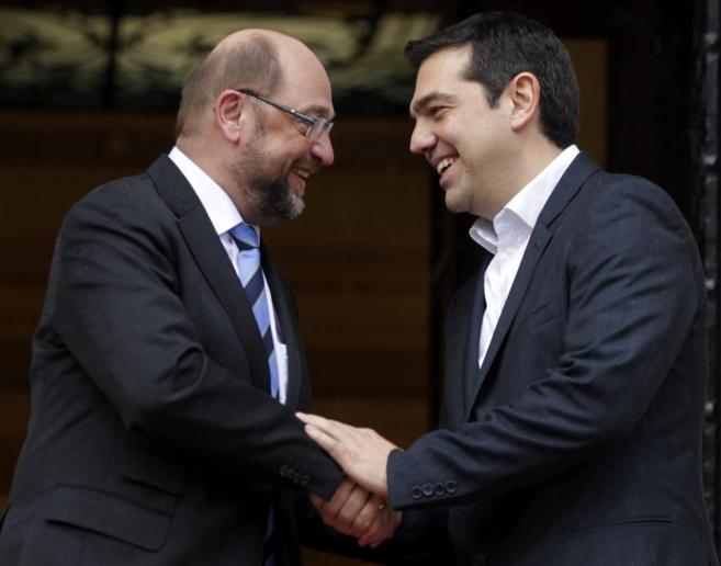 Tsipras y Schulz, reunidos ayer en Atenas.
