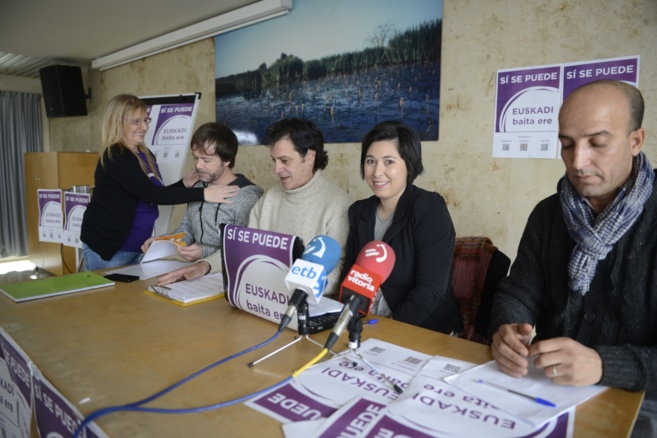Miembros de Podemos 'Sí se puede Euskadi, baita ere'.