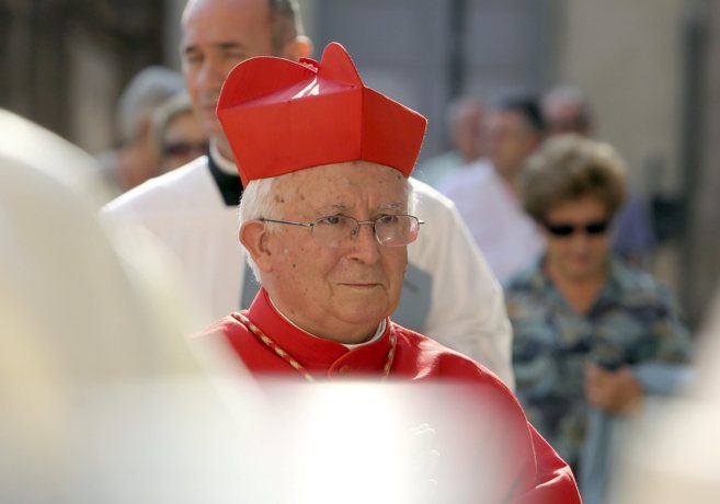 El cardenal arzobispo de Valencia, Antonio Caizares, durante una...