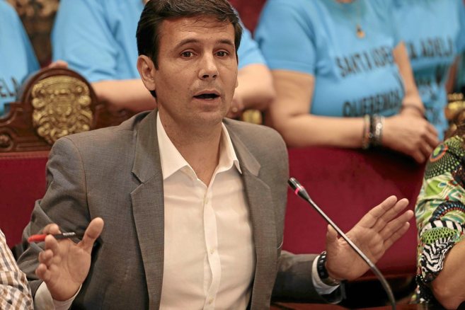 Francisco Cuenca, concejal del PSOE en el ayuntamiento de Granada,...