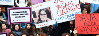Mujeres turcas en una protesta.