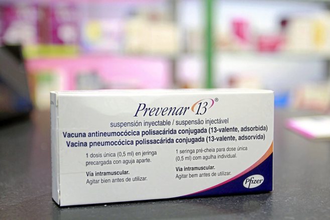 Prevenar 13 se vende en las farmacias como vacuna antineumocócica e...