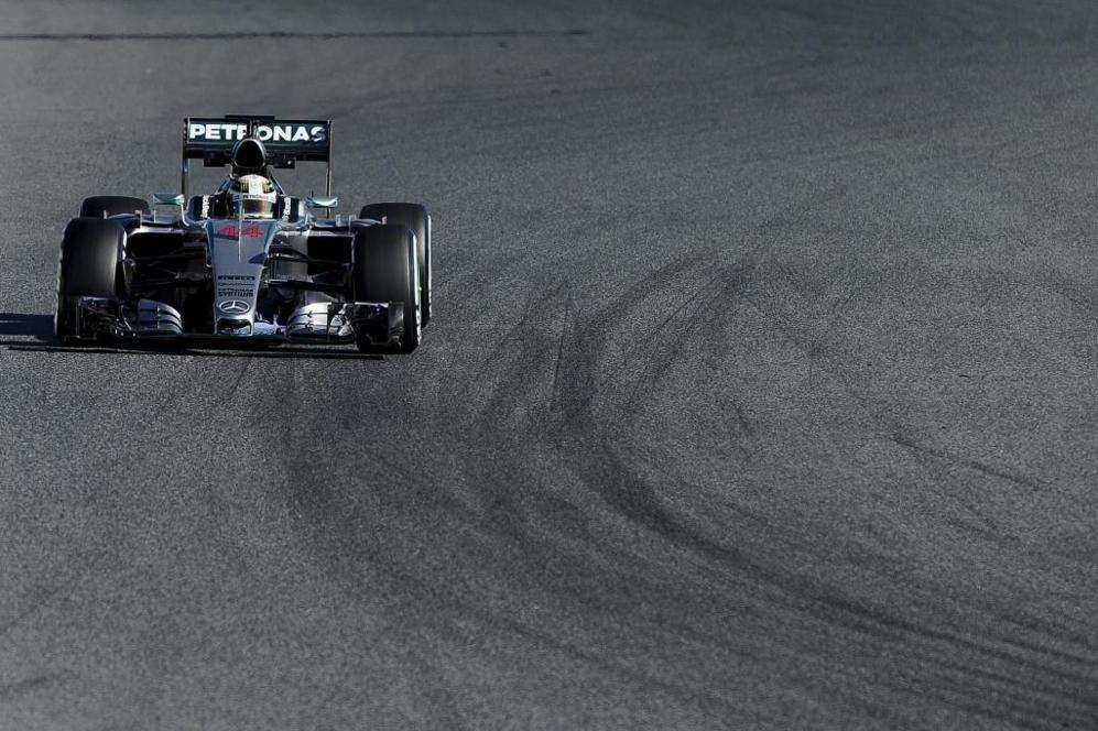 Hamilton marc para Mercedes, el mejor tiempo de la sesin, por...