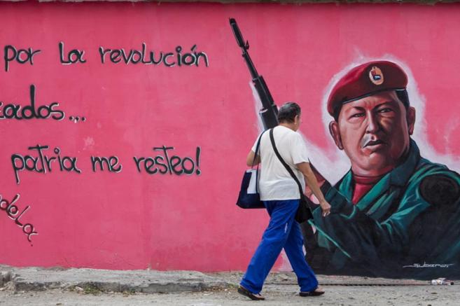 El rostro de Hugo Chvez, pintado en un muro de una calle de Caracas.