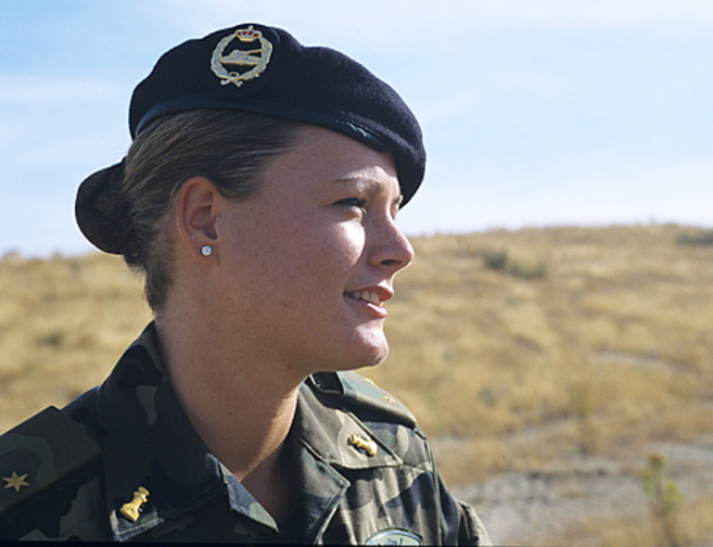 Zaida Cantera, capitán del Ejército español.
